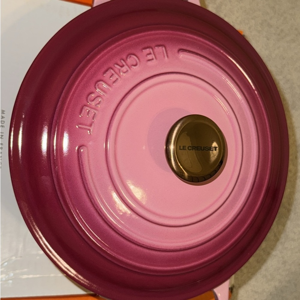 Le Creuset Berry Dutch oven